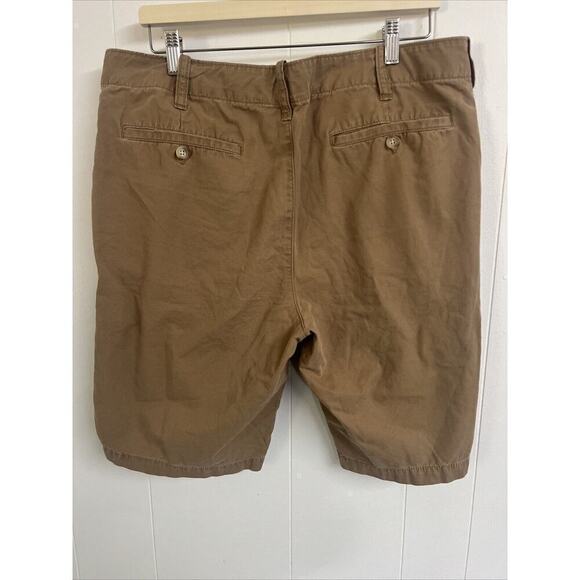 EUC GAP KHAKI'S LIVED IN SHORTS SHORT RODE BROWN MEN'S SIZE: 36 11” Inseam - Picture 4 of 4